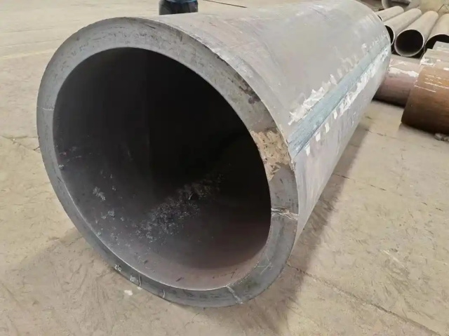 江陵30CrMo大口径无缝钢管